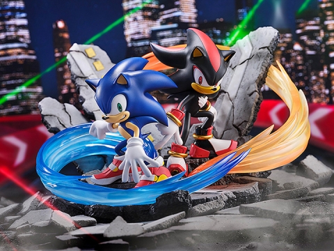 Sonic Adventure 2 S-Fire Sonic and Shadow Figure By Sega