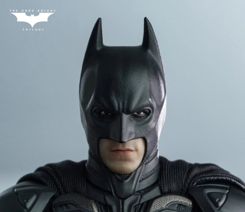 Batman The Dark Knight Rises Batman 1/12 Collectible Articulated Figure