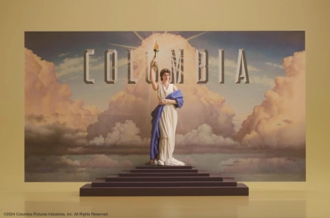 Columbia Pictures Dig Action Torch Lady of Columbia Action Figure by Digism