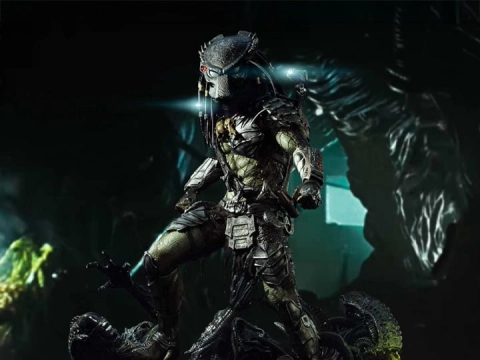 Aliens vs. Predator: Requiem Real Elite Masterline Wolf Predator 1/3 Scale Statue