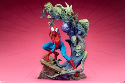 Marvel Premium Format Spider-Man Statue by Sideshow
