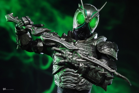 Kamen Rider Shadow Moon Special Edition 1/6th Scale Collectible Figure By Hot Toys