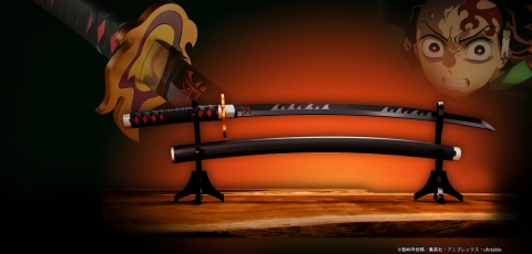 Kimetsu no Yaiba Proplica Tanjiro Kamado (Kyojuro Rengoku's Sword Guard Ver.) Nichirin Sword