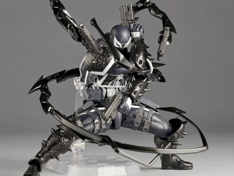 Marvel Amazing Yamaguchi Revoltech NR061 Agent Venom (Reissue) by Kaiyodo