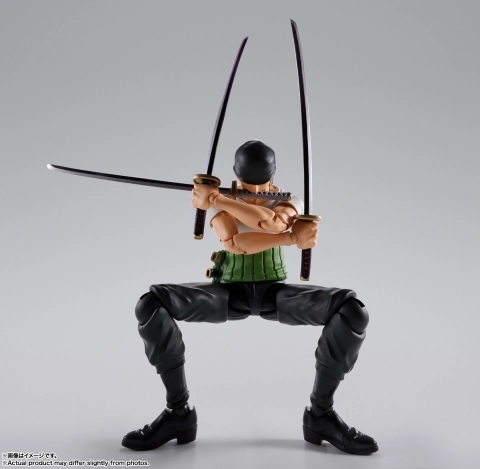 One Piece S.H.Figuarts Roronoa Zoro (Romance Dawn) Action Figure (Reissue)